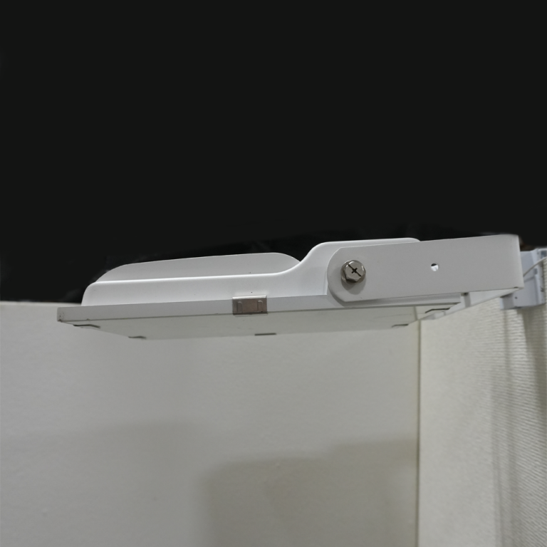 LUCE80W<br /><span style='color:red;font-size:0.8rem;'>※フリッカーレス照明</span>